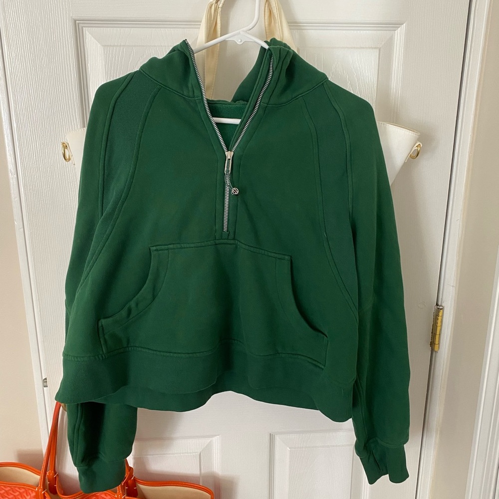 Green Lululemon scuba quarter zip hoodie